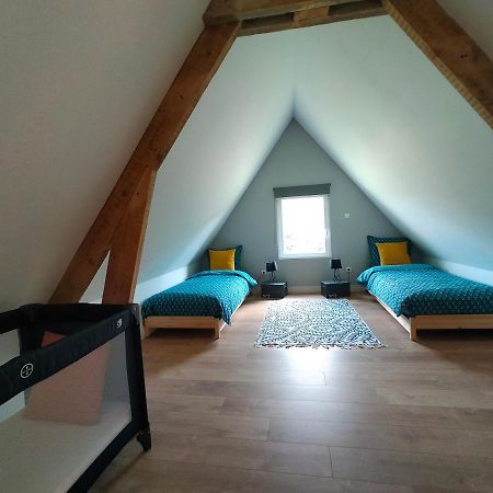 Le domaine des biches gîte du Hêtre Longueville  Extérieur photo