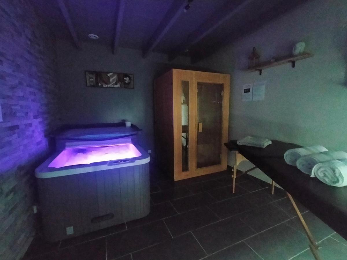 Le domaine des biches gîte du Hêtre Longueville  Extérieur photo