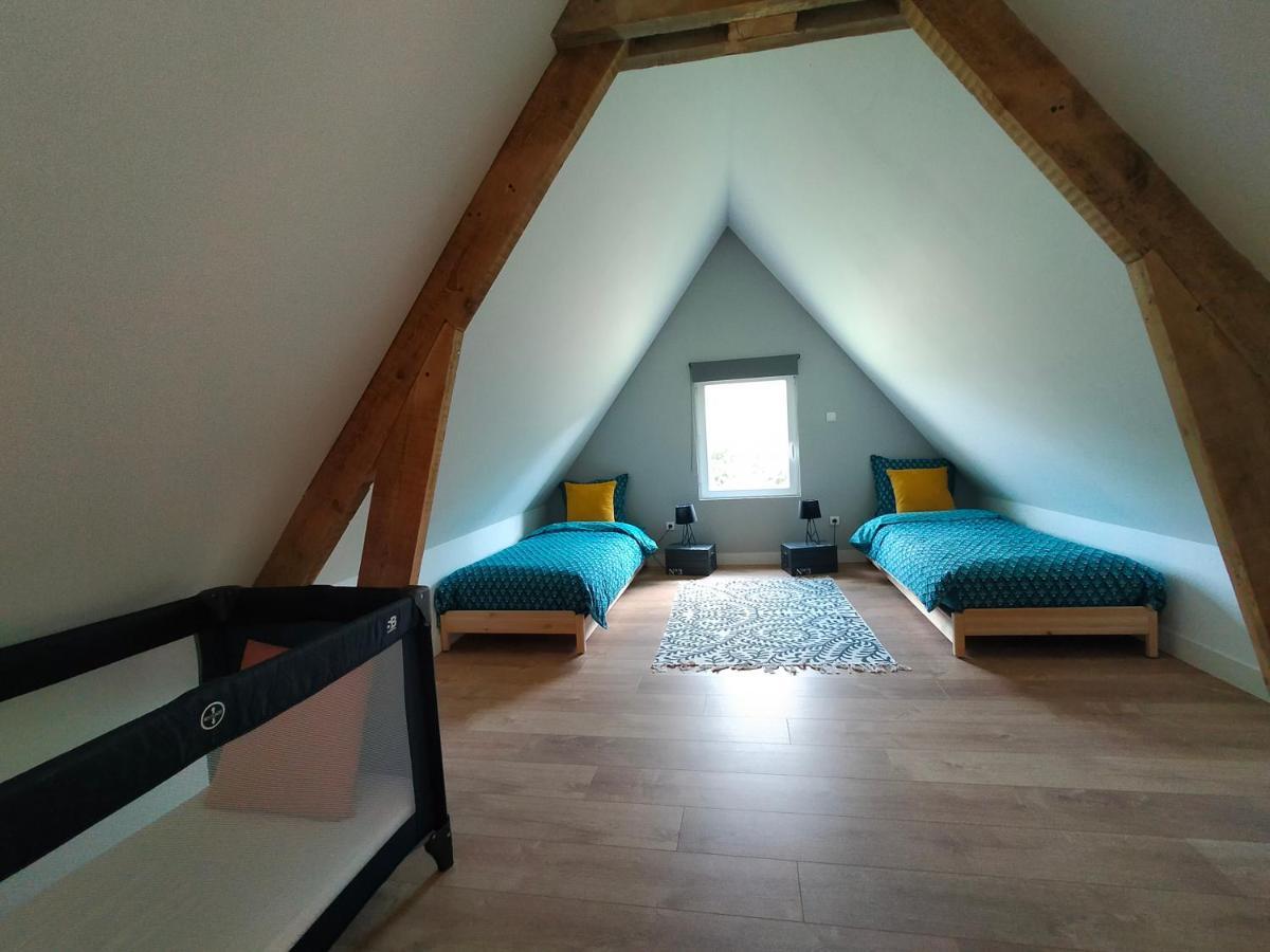 Le domaine des biches gîte du Hêtre Longueville  Extérieur photo