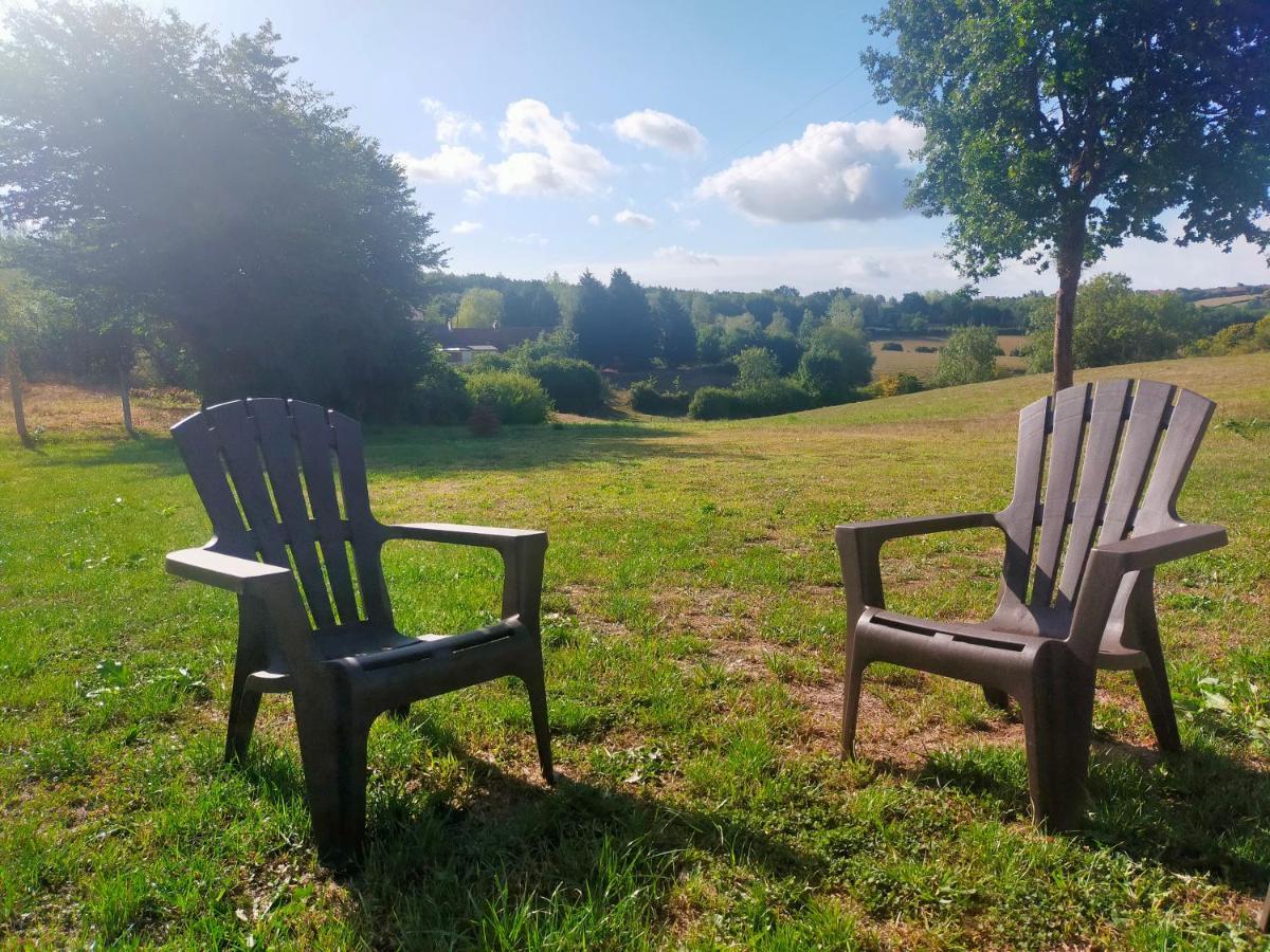 Le domaine des biches gîte du Hêtre Longueville  Extérieur photo